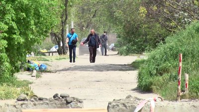 Більше місяця херсонці чекають на ремонт дороги на вулиці Колодязній