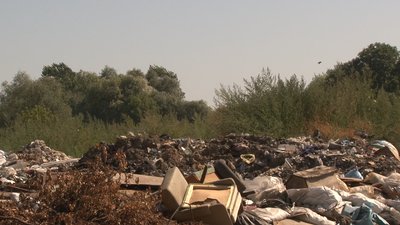 У селі на Черкащині через підпали смітника люди не виходять з дому У селі на Черкащині через підпали смітника люди не виходять з дому