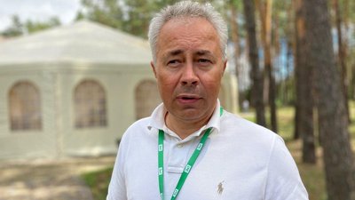 Нові і не забуті старі: хто прийшов на представлення чернігівської «Слуги народу»