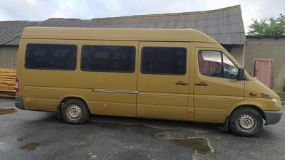 На Житомирщині громада отримала у подарунок від литовського міста-побратима мікроавтобус для школярів На Житомирщині громада отримала у подарунок від литовського міста-побратима мікроавтобус для школярів