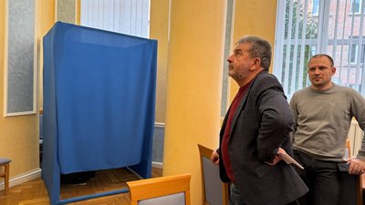 "Людина з військовим досвідом": депутати обрали нового голову Черкаської облради "Людина з військовим досвідом": депутати обрали нового голову Черкаської облради