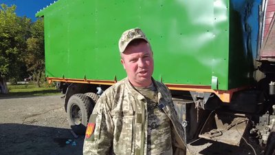 На Тернопільщині автомобіль переобладнали під польову кухню