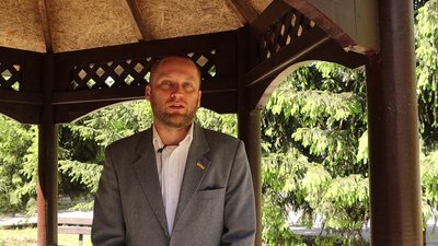 На сесії Охтирської районної ради склали повноваження троє депутатів На сесії Охтирської районної ради склали повноваження троє депутатів