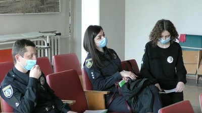 На Херсонщині від COVID-19 вакцинують поліцейських На Херсонщині від COVID-19 вакцинують поліцейських