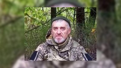 На Чернігівщині попрощалися з п'ятьма бійцями, які загинули на Херсонщині, Луганщині та Донеччині На Чернігівщині попрощалися з п'ятьма бійцями, які загинули на Херсонщині, Луганщині та Донеччині