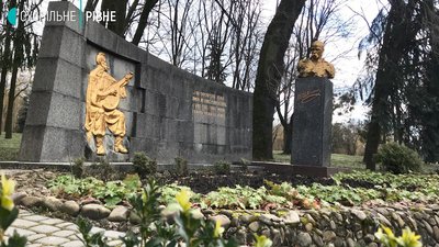 Шевченко на Рівненщині: усе, що варто знати про пам'ятники Шевченко на Рівненщині: усе, що варто знати про пам'ятники