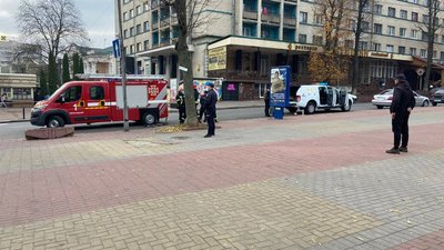 У Хмельницькому знешкодили дипломат, у якому ймовірно була вибухівка - поліція