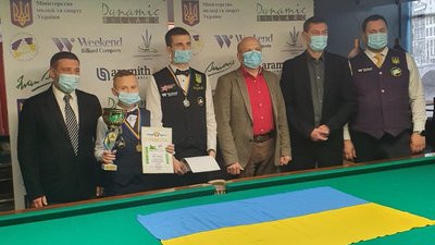 Хлопець з Хмельниччини став наймолодшим чемпіоном України в історії більярдного спорту