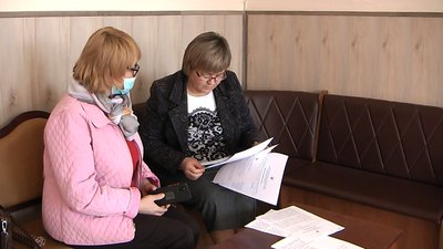 "Стали нікому на потрібними". На Запоріжжі закривають терапевтичне відділення, де живуть літні люди "Стали нікому на потрібними". На Запоріжжі закривають терапевтичне відділення, де живуть літні люди