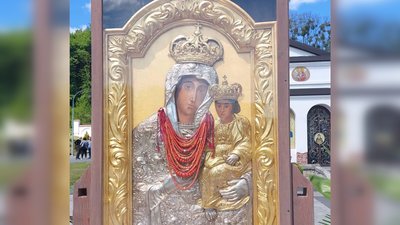 Ікона із знайденим намистом