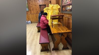 На Житомирщині масово відсутні кабінки для голосування На Житомирщині масово відсутні кабінки для голосування