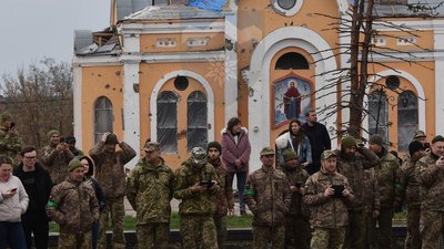 Оркестр 10 гірсько-штурмової бригади провів концерт у місті Малин Житомирщині Оркестр 10 гірсько-штурмової бригади провів концерт у місті Малин Житомирщині