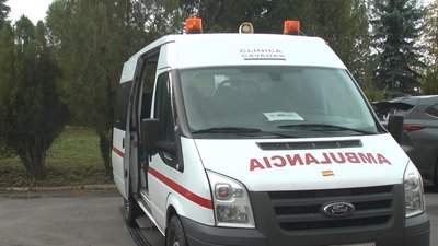 Авангардівці передали «швидку» для хмельницького шпиталю