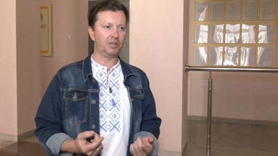 Відновлюють показ вистав у рідних стінах: у Черкаському драмтеатрі проходять репетиції Відновлюють показ вистав у рідних стінах: у Черкаському драмтеатрі проходять репетиції