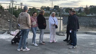 У Тернополі жителі багатоповерхівки скаржаться на запах від каналізації