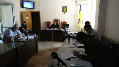 Помічнику священника Хмельницького собору Ігорю Слободяну подовжили термін запобіжного заходу Помічнику священника Хмельницького собору Ігорю Слободяну подовжили термін запобіжного заходу
