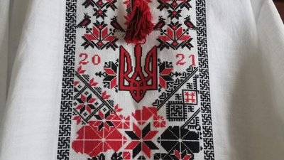 Вишивані кульки на ялинку. Як їх почала створювати майстриня із Львівщини Вишивані кульки на ялинку. Як їх почала створювати майстриня із Львівщини