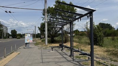 Коли відремонтують зупинки у Полтаві Коли відремонтують зупинки у Полтаві