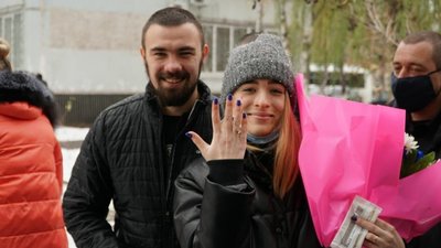 Усіх підозрюваних в нападі на автобус під Харковом відпустили з-під варти