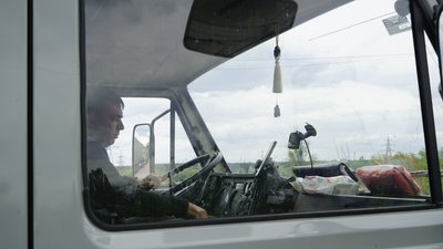 "Час від часу дістають уламки": харків'янин вивозив авто медиків з-під обстрілів та підірвався на міні "Час від часу дістають уламки": харків'янин вивозив авто медиків з-під обстрілів та підірвався на міні
