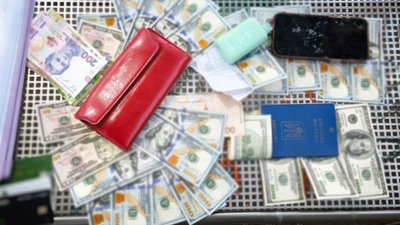 Вербувала жінок для сексуальної експлуатації в Норвегії: в Одесі затримали 31-річну підозрювану Вербувала жінок для сексуальної експлуатації в Норвегії: в Одесі затримали 31-річну підозрювану