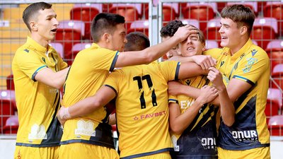 "Рух" U19 удруге поспіль обіграв "Галатасарай" та вийшов до плей-оф Юнацької ліги УЄФА