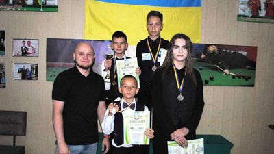 Дніпряни вибороли чотири медалі на чемпіонаті України з більярдного спорту зі снукеру
