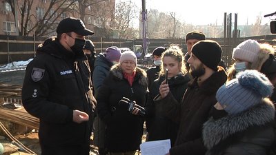 Ігор Страшной та місцеві мешканці Ігор Страшной та місцеві мешканці