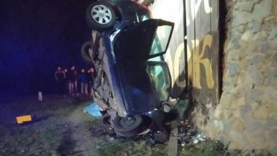 Поліція Вінниччини встановлює причину смертельної аварії(ФОТО)