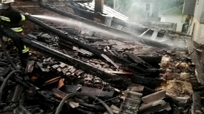 На Одещині зайнявся дах житлового будинку На Одещині зайнявся дах житлового будинку