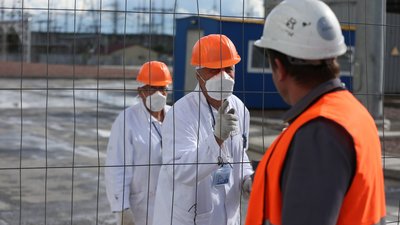 Електричка через Білорусь, "зоопарк" за вікном та "брудна зона". 8 фактів про життя працівників ЧАЕС