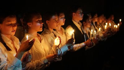 У Франківську актори Дитячої театральної майстерні зіграють документальну драму "Бабин Яр" У Франківську актори Дитячої театральної майстерні зіграють документальну драму "Бабин Яр"