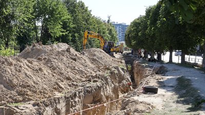 У Луцьку міняють труби магістрального водогону У Луцьку міняють труби магістрального водогону