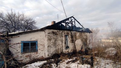 Армія РФ обстріляла Донеччину "Градами", "С-300", танками й артилерією та пошкодила житлові будинки