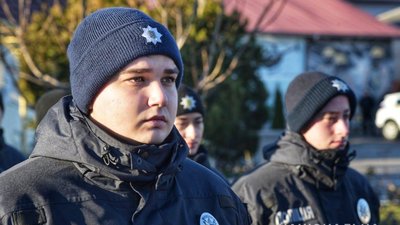 Зведений загін поліцейських Одещини вирушив у зону ООС Зведений загін поліцейських Одещини вирушив у зону ООС