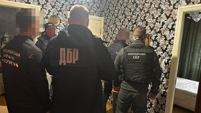 У Миколаєві затримали працівника СІЗО, якого підозрюють у виправдовуванні бойовиків РФ