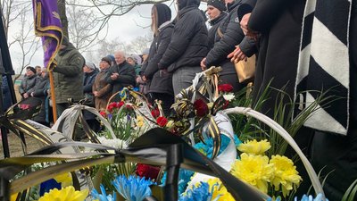 Назавжди 20. На Івано-Франківщині провели в останню путь бійця Богдана Ваківа Назавжди 20. На Івано-Франківщині провели в останню путь бійця Богдана Ваківа