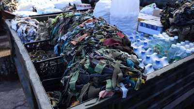 З Черкас на передову відправили нові автомобілі З Черкас на передову відправили нові автомобілі