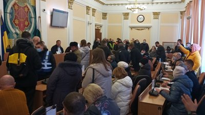 У Полтаві міськвиконком ухвалив рішення щодо перекриття тротуару на вулиці Героїв АТО У Полтаві міськвиконком ухвалив рішення щодо перекриття тротуару на вулиці Героїв АТО
