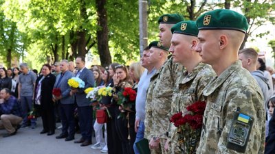 На Вінниччині відкрили меморіальну дошку загиблому прикордоннику
