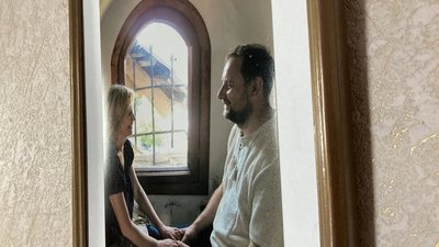 Втратив під час евакуації дружину та дім, відновлюється через танці, роботу без вихідних: історія лікаря з Ізюмщини Втратив під час евакуації дружину та дім, відновлюється через танці, роботу без вихідних: історія лікаря з Ізюмщини