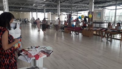 "Свої для своїх". У Сумах організували акцію на підтримку місцевих підприємців