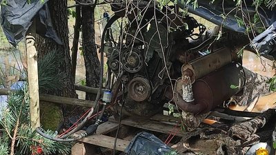 В Олевському лісництві поліція затримала копачів бурштину В Олевському лісництві поліція затримала копачів бурштину