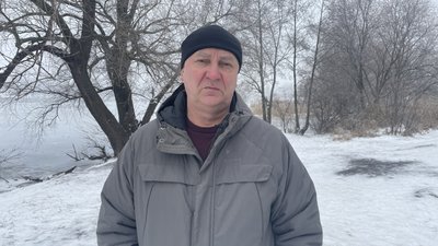 "Це місце — не для ігор". Як убезпечать дітей у Пісочині після порятунку хлопчика на тонкій кризі "Це місце — не для ігор". Як убезпечать дітей у Пісочині після порятунку хлопчика на тонкій кризі