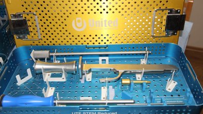 У Миколаєві лікарня швидкої медичної допомоги отримала ендопротези