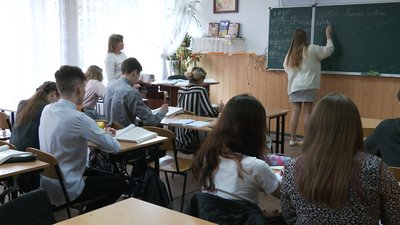 На Черкащині учням дозволять відвідувати школи. За яких умов