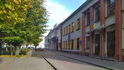 "Червона" зона на Львівщині. Як живе місто Городок після посилення карантину