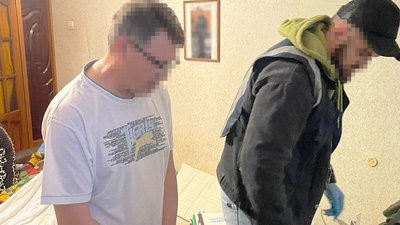 Колекціонував дитячу порнографію: у Житомирі оголосили підозру колишньому вчителю танців