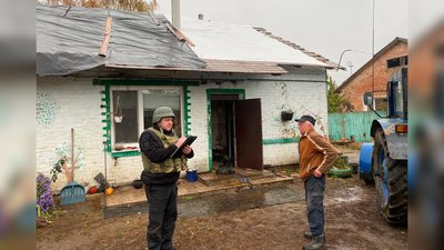 Армія РФ обстріляла будинок у селі Грем'яч на Новгород-Сіверщині Армія РФ обстріляла будинок у селі Грем'яч на Новгород-Сіверщині