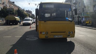 У Луцьку на переході маршрутка збила 83-річного чоловіка У Луцьку на переході маршрутка збила 83-річного чоловіка
